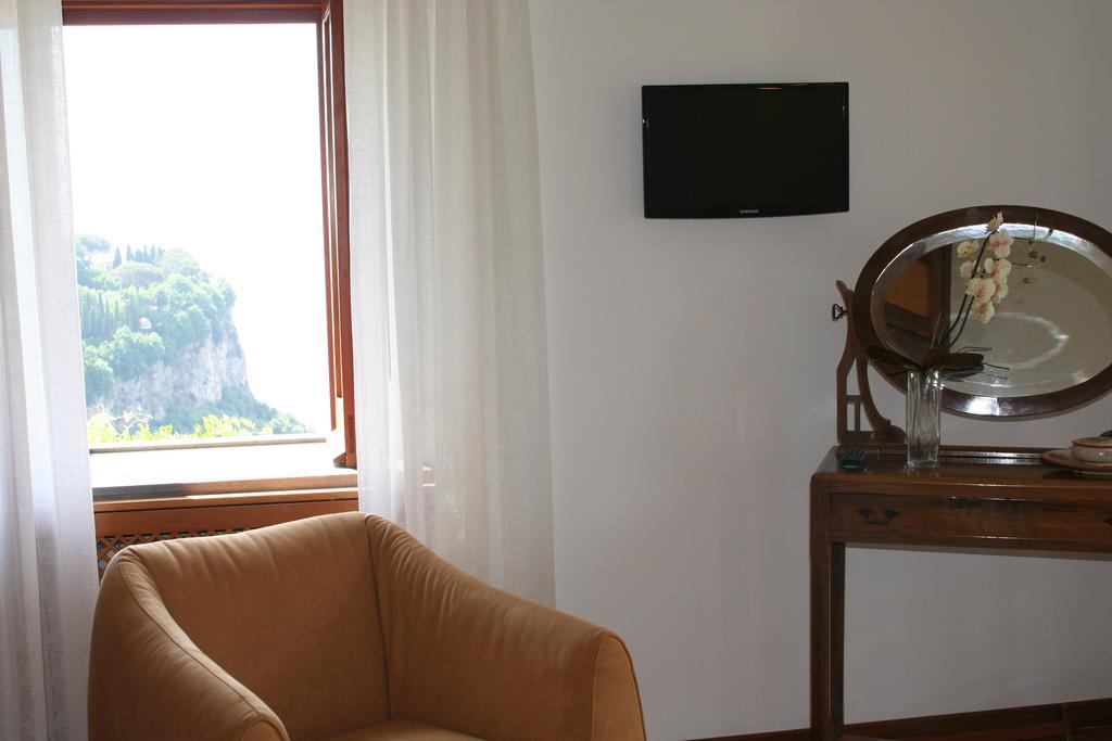 Villa Minuta Скала Екстериор снимка