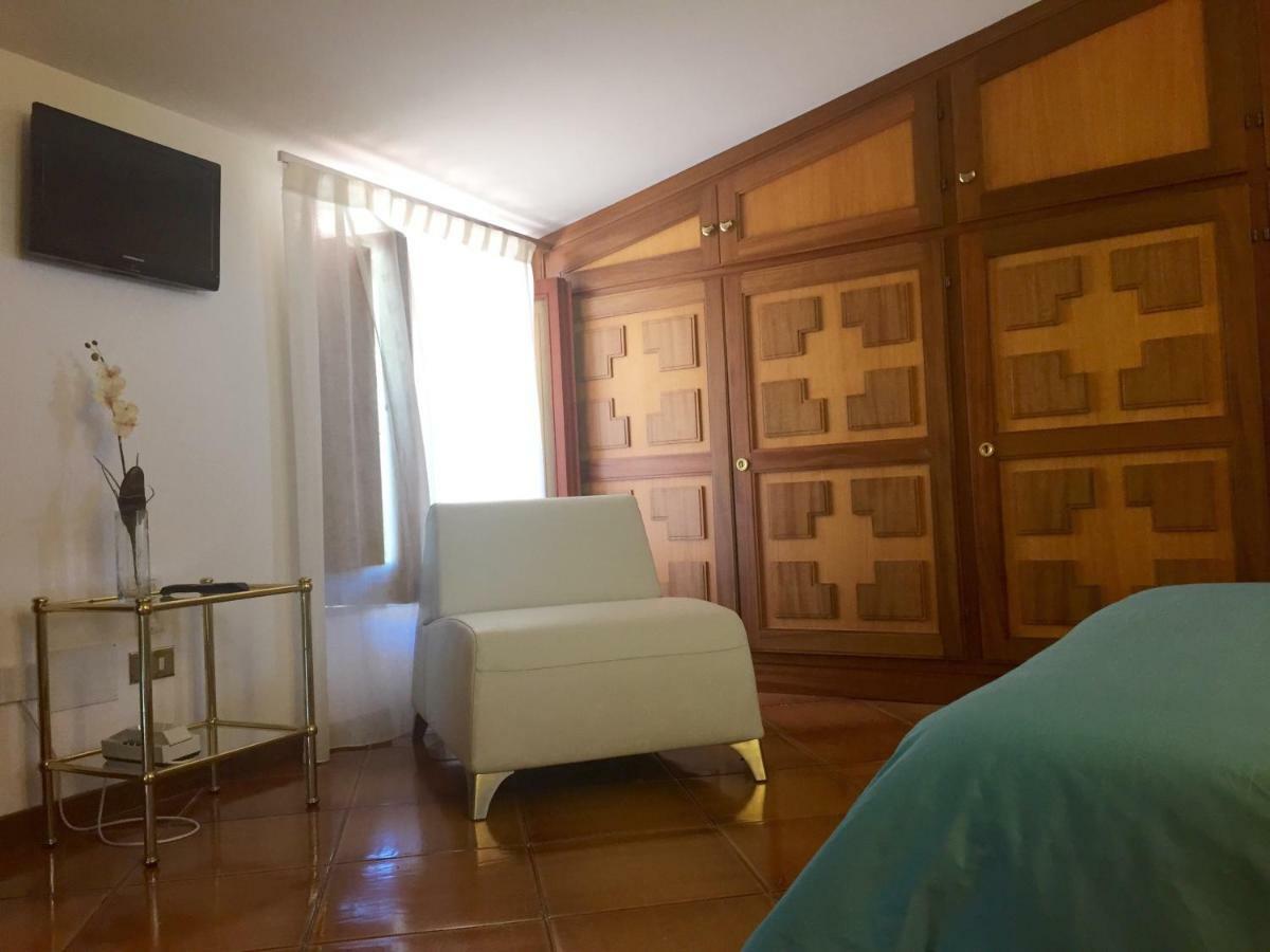 Villa Minuta Скала Екстериор снимка