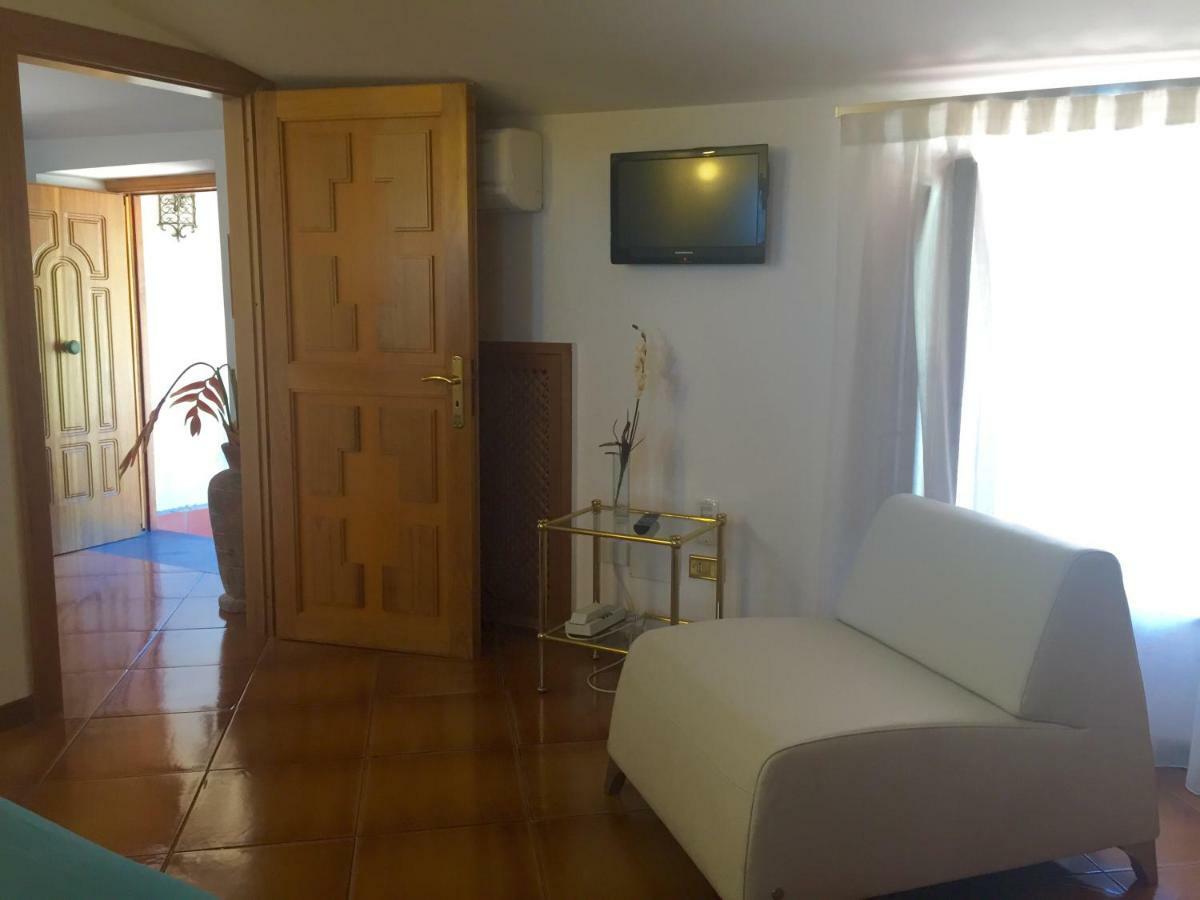 Villa Minuta Скала Екстериор снимка